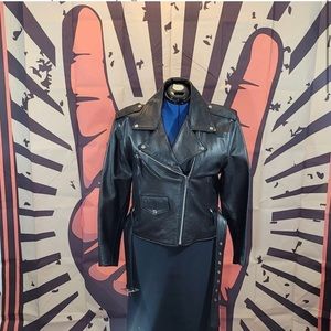 Wilson’s Leather Woman’s Lined Biker Jacket ~ Size M NWOT